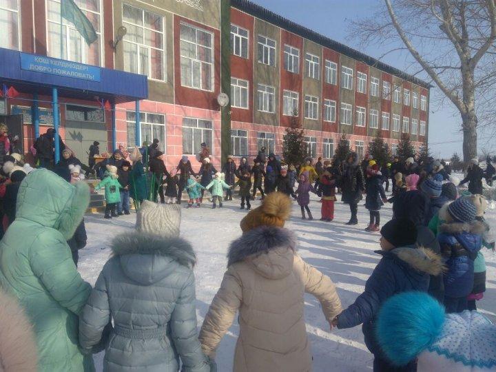 «Приречное жалпы орта білім беретін мектебі» КММ «масленица» аталып өтті. 