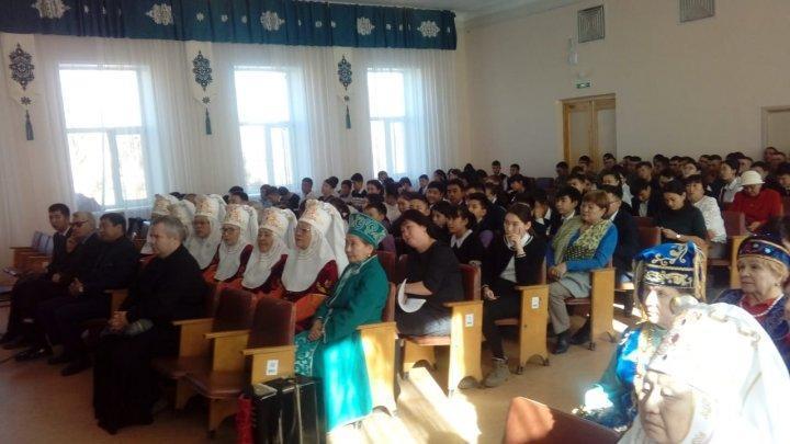 Жастар және дін