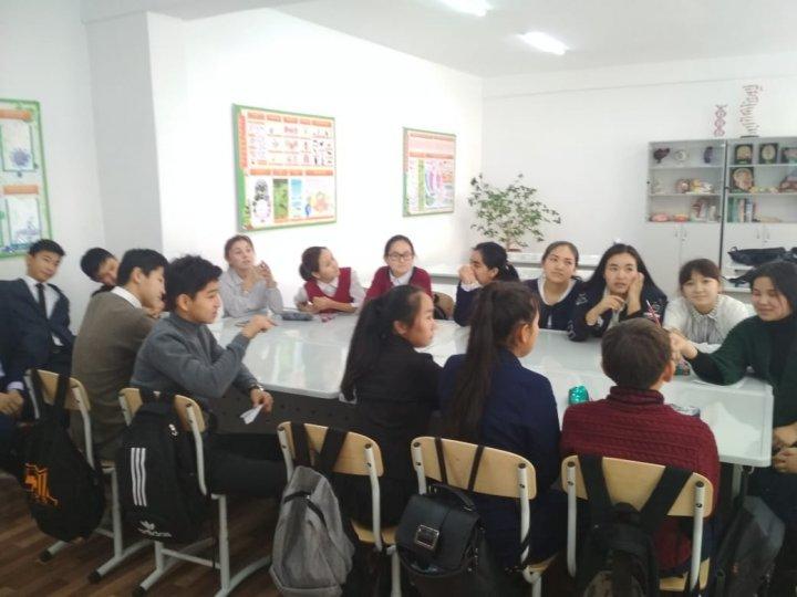 Зорлық зомбылықсыз балалық шақ