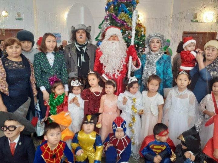 "Кел,Жаңа Жыл" атты ертеңгілік