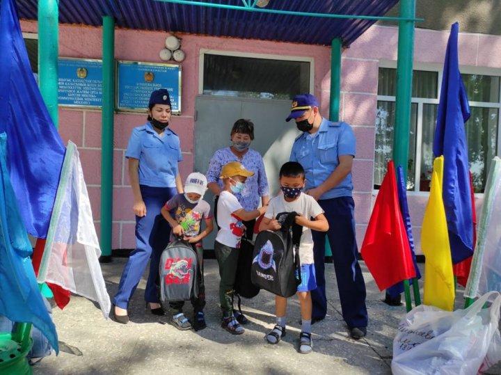 "Мектепке жол" акциясы